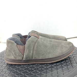 UGG Slippers, Men's Size 9  Grey Suede - Hanz Slip Ons
